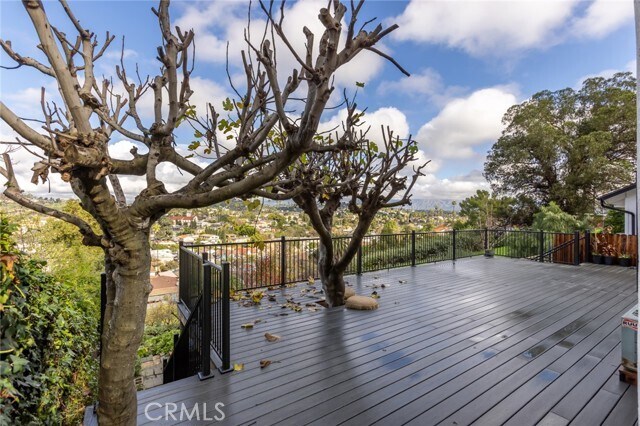 Building Photo - 3091 Chadwick Dr