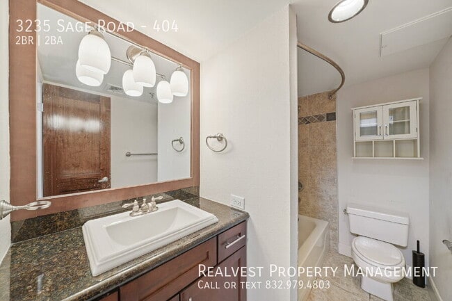 Building Photo - 3235 Sage Rd