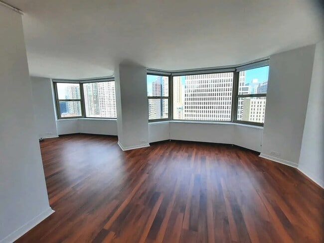 Building Photo - 535 N Michigan Ave