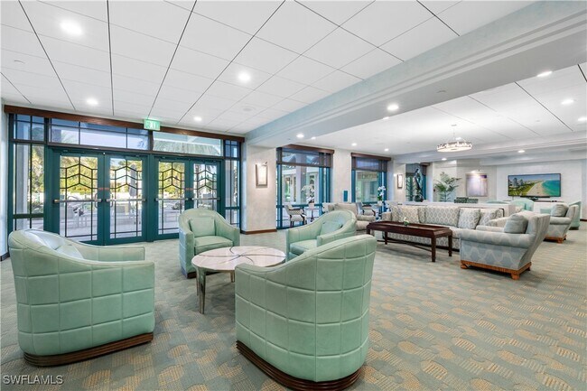 Building Photo - 7515 Pelican Bay Blvd