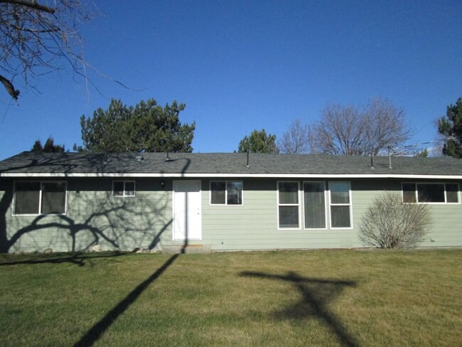 Primary Photo - Non-Refundable & Security Deposit Total: $...