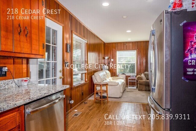 Building Photo - 218 Cedar Crest