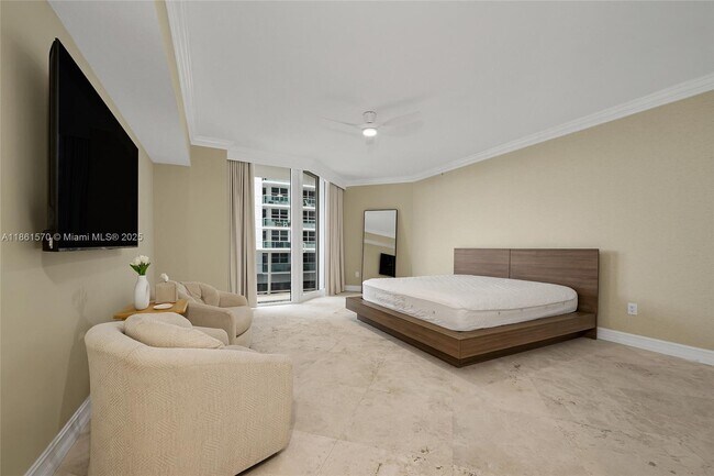 Building Photo - 9559 Collins Ave