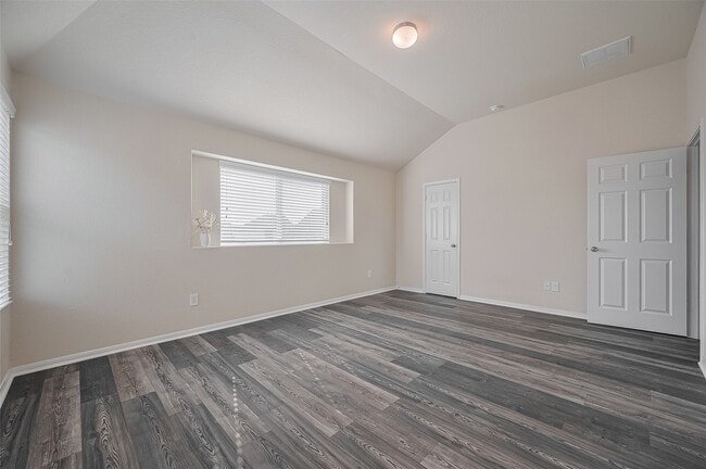 Building Photo - 2315 Zephyr Ln