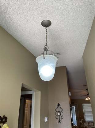 Building Photo - 319 Loveland Cir