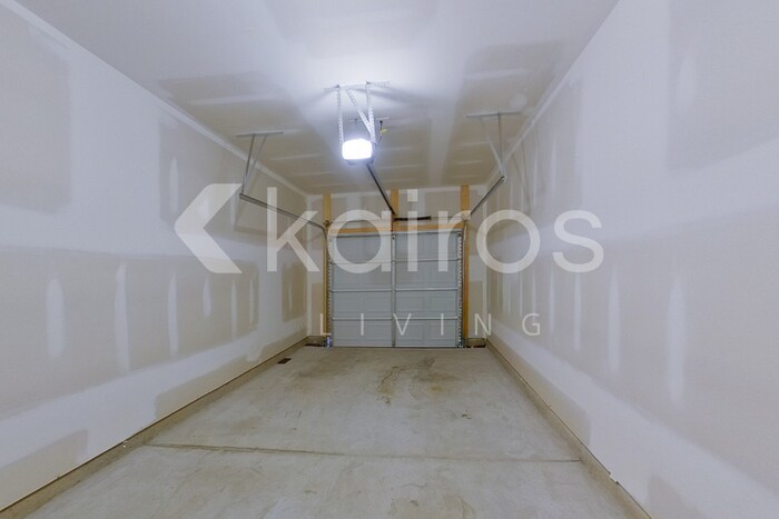 Building Photo - 153 Dudley Wy