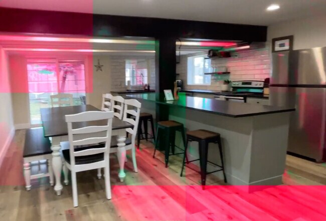 Building Photo - 3588 Bengal Blvd