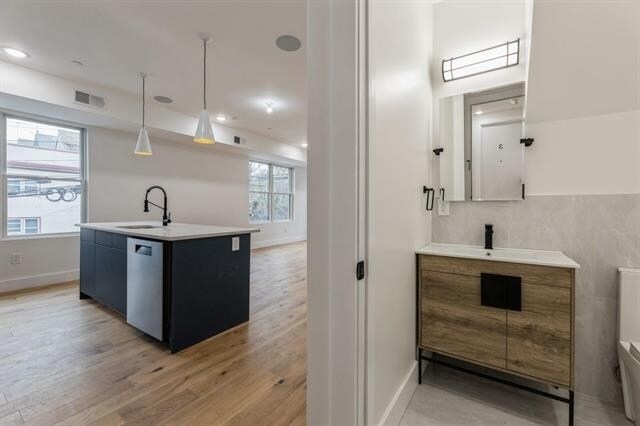 Building Photo - 259 Liberty Ave