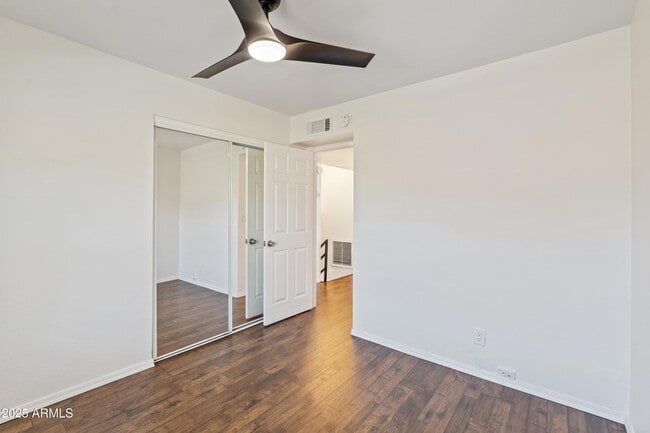 Building Photo - 10420 North 11th St