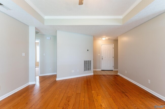 Building Photo - 14542 Sara Beth Dr