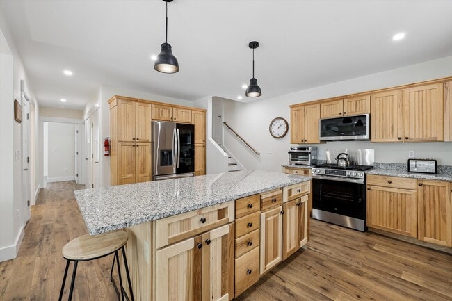 Building Photo - 3 Tanglewood Shores Rd