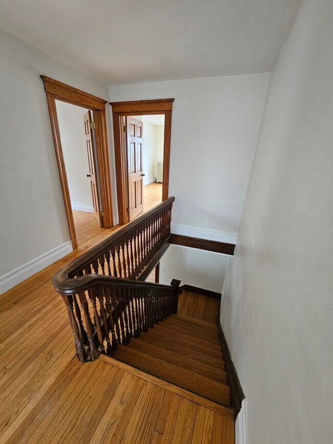 Building Photo - 3154 Van Alstyne St