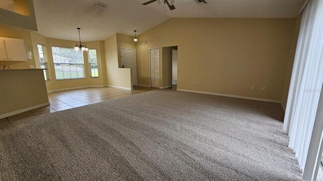 Building Photo - 10368 Lansfield St
