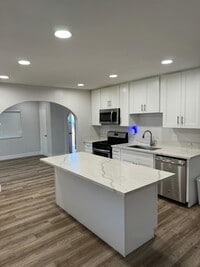 Building Photo - 1141 Granger St