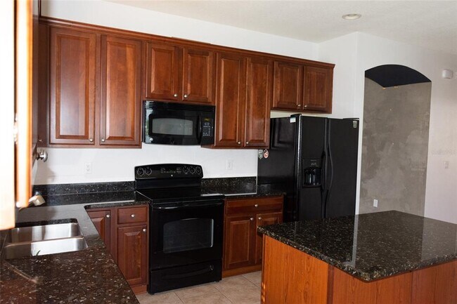 Building Photo - 2504 Ladoga Dr