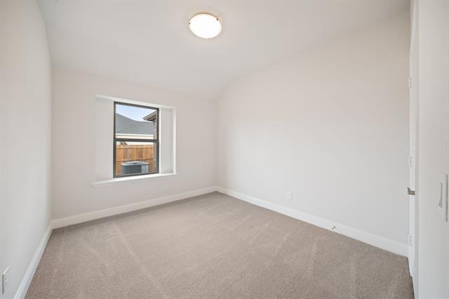 Building Photo - 618 Kyle Dr