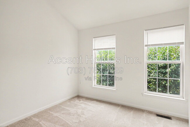Building Photo - 21217 Millwood Sq