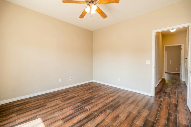 Building Photo - 7412 Harvest Village Ct