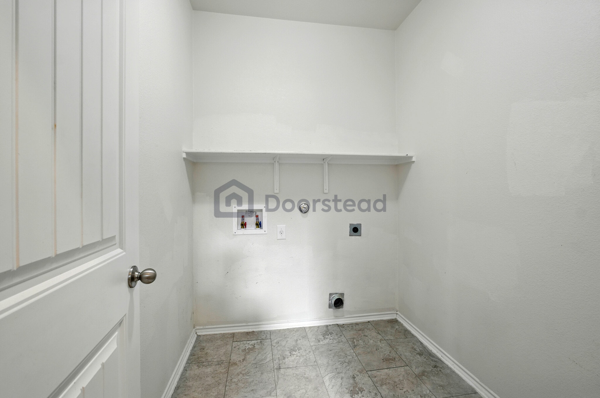 Building Photo - 920 Water Hyacinth Loop