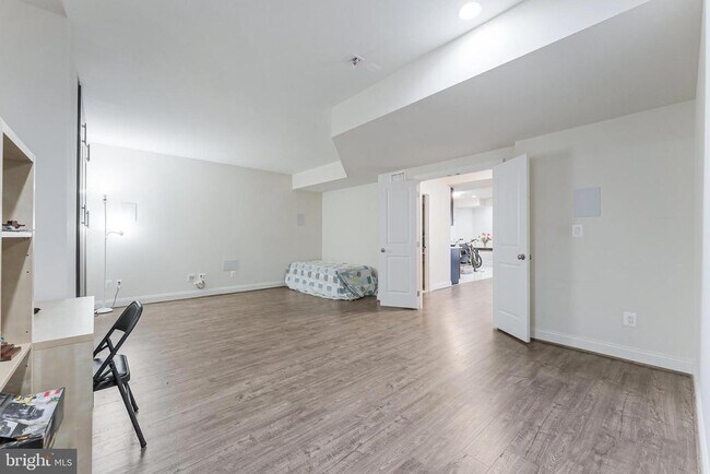 Building Photo - 22507 Bowens Wharf Pl