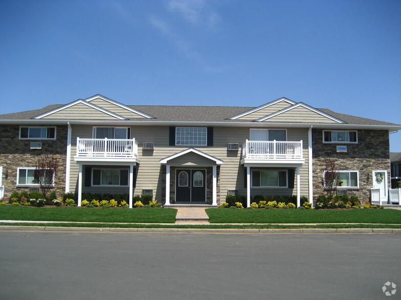 Primary Photo - Fairfield Courtyard At Deer Park