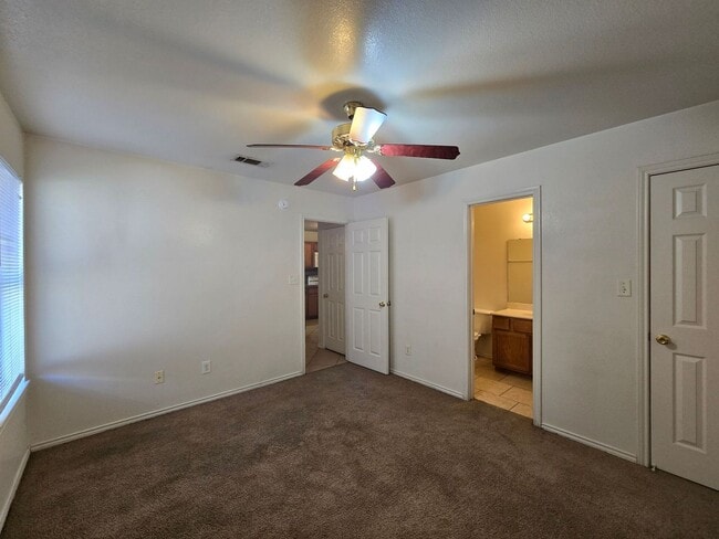 Building Photo - SECTION 8/HUD ACCEPTED & FIRST FULL MONTH $99 - AVAILABLE NOW!