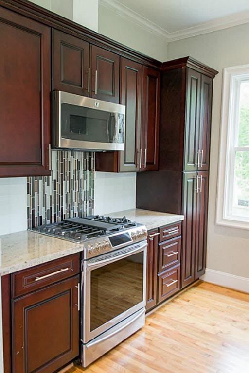 Building Photo - 5545 Navarro St