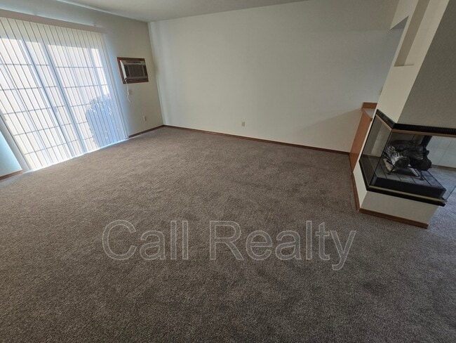 Building Photo - 5116 S Smith Ct