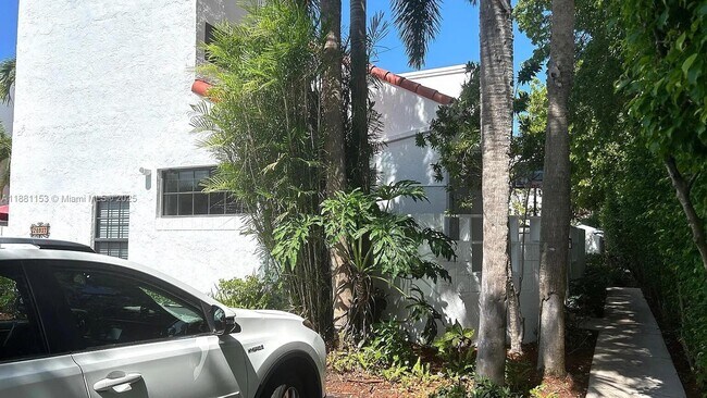 Building Photo - 20937 Bay Ct