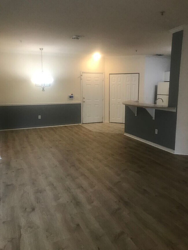 Building Photo - 3615CR#622(100)