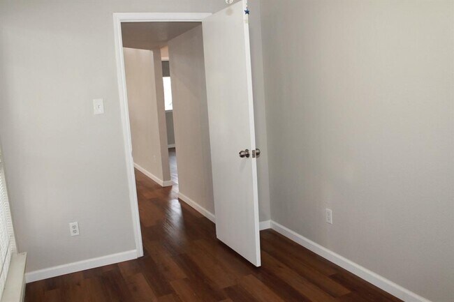 Building Photo - 16326 Tiburon Way