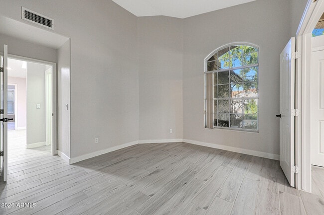 Building Photo - 14215 N 56th Pl