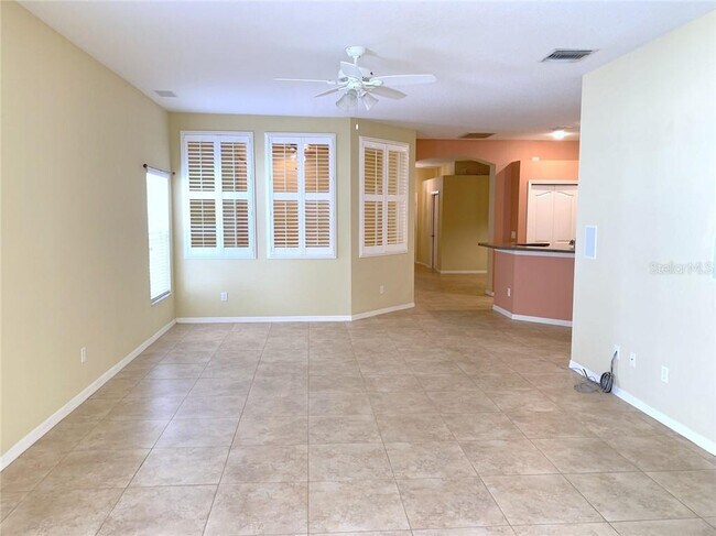 Building Photo - 10126 Mowry Ln