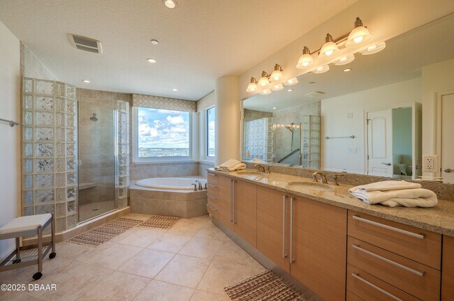 Building Photo - 3245 S Atlantic Ave