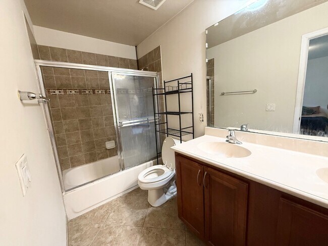 Building Photo - 5905 Manchester Way