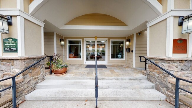 Building Photo - Forest Hills Estates