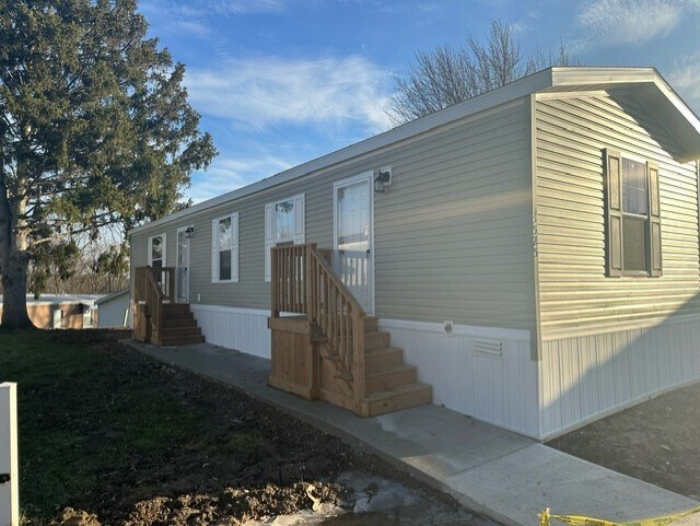 Building Photo - 3523 Loveside Terrace