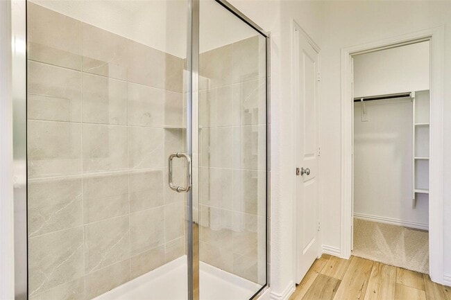 Building Photo - Cute Newer 4-2-2 N Ft. Worth