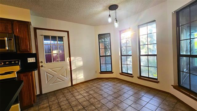 Building Photo - 1700 Kendolph Dr