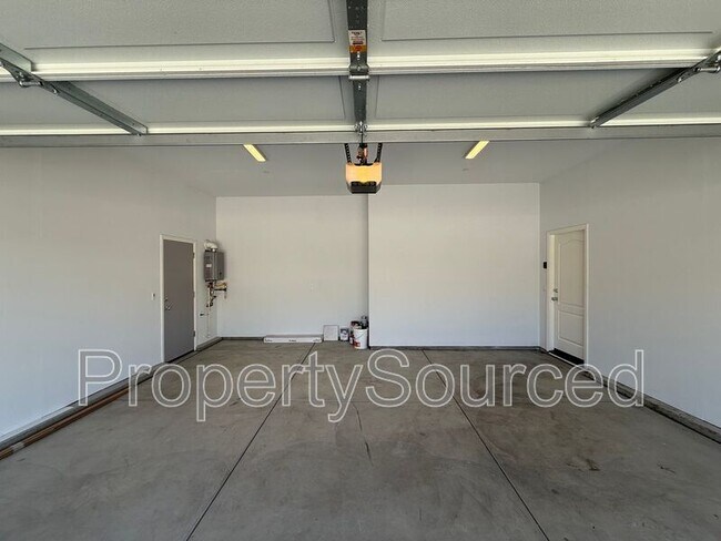 Building Photo - 1428 Nascimento St