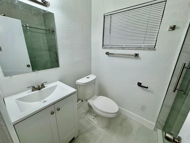 Building Photo - 218 Santillane Ave
