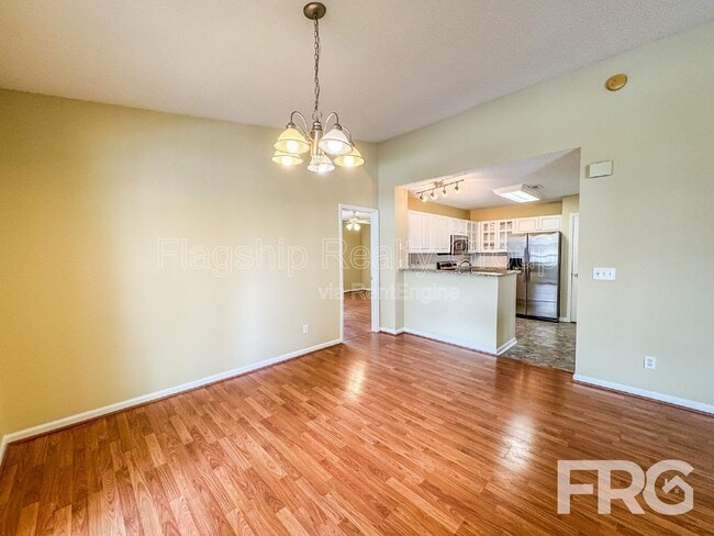 Building Photo - 3306 Mulberry Ln