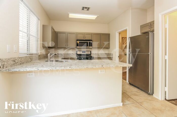 Building Photo - 7909 Hornbeam Ct