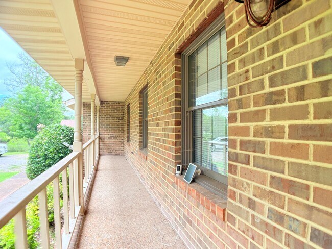 Building Photo - 172B Hunts Neck Road, Poquoson, VA 23662