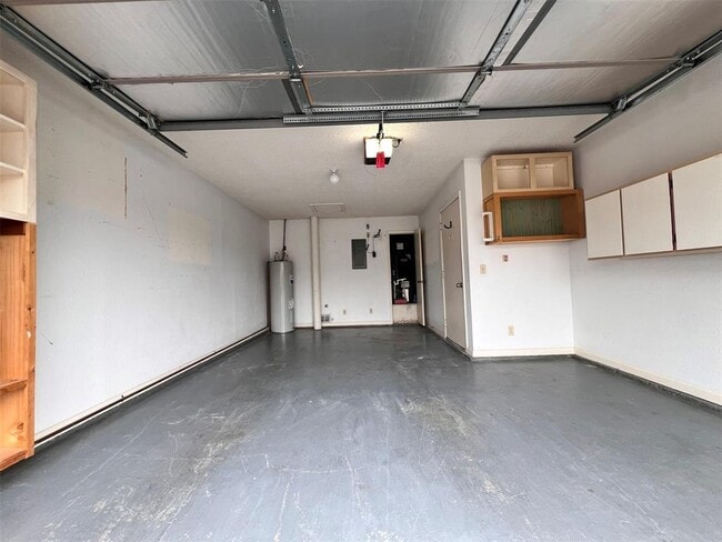 Building Photo - 100 Bay Point Dr