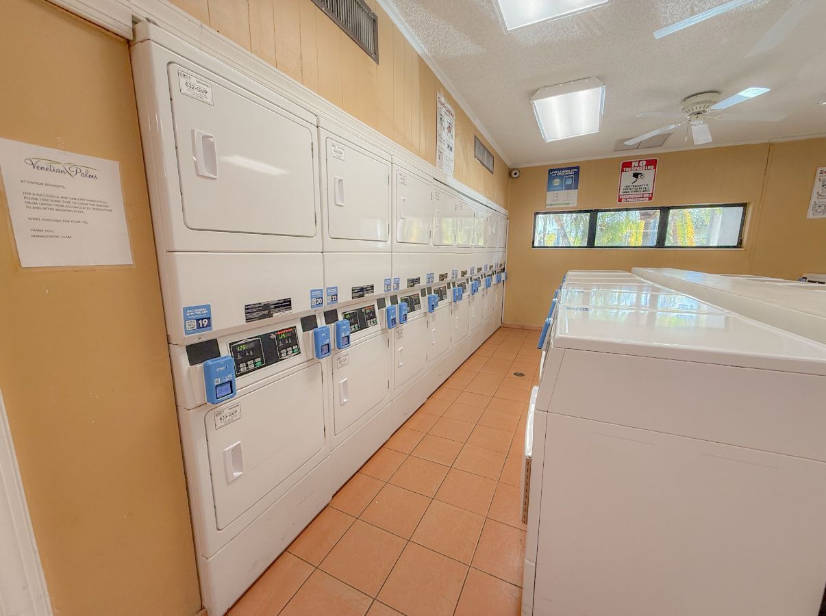 Building Photo - 7917 SW 104th St