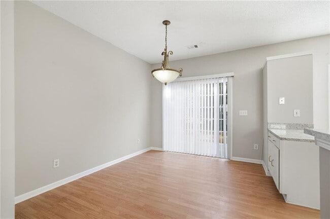Building Photo - 4645 Valais Ct