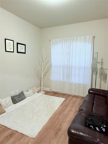 Building Photo - 208 Hardwood Trl