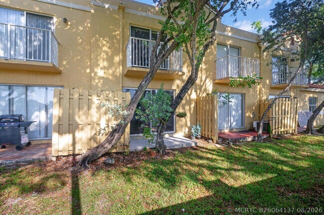 Building Photo - 4080 NW 90th Ave