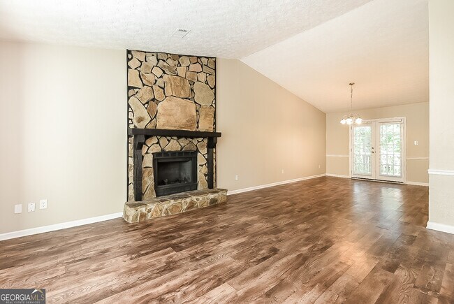 Building Photo - 3668 Willow Wood Way NW